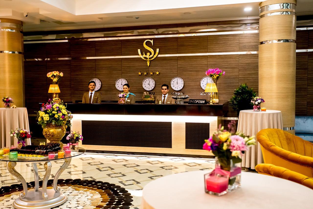 West Shine Hotel บากู ภายนอก รูปภาพ
