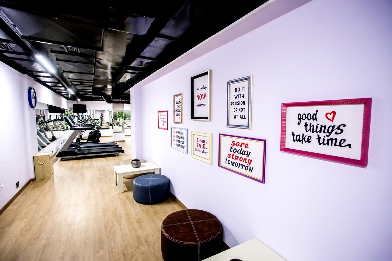 West Shine Hotel บากู ภายนอก รูปภาพ