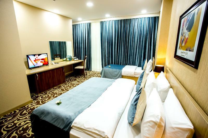 West Shine Hotel บากู ภายนอก รูปภาพ