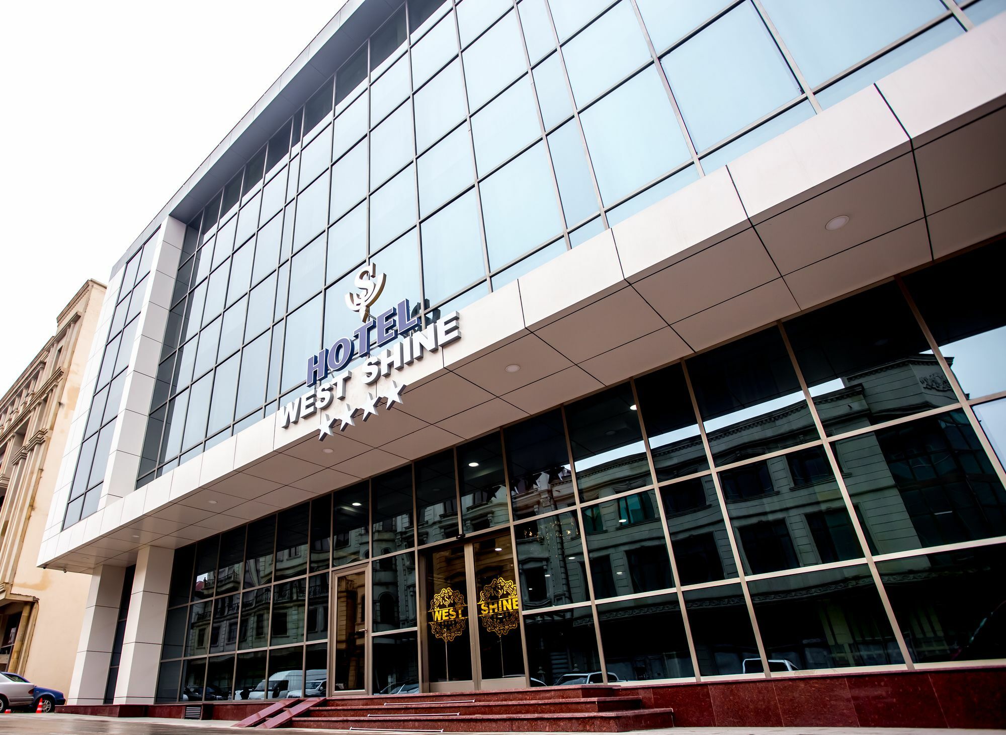 West Shine Hotel บากู ภายนอก รูปภาพ